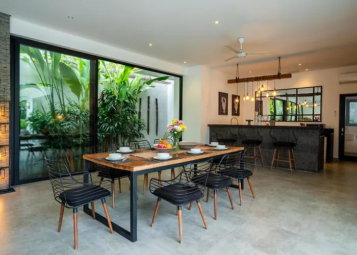 Villa Sabaya - 4 Bedroom Private Pool Canggu