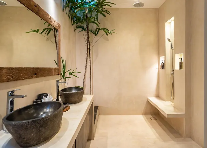 Sabaya - 4 Bedroom Private Pool *