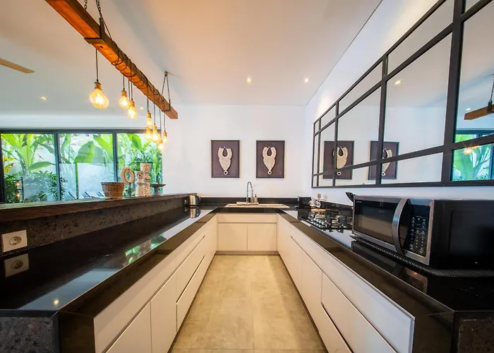 Sabaya - 4 Bedroom Private Pool * Canggu